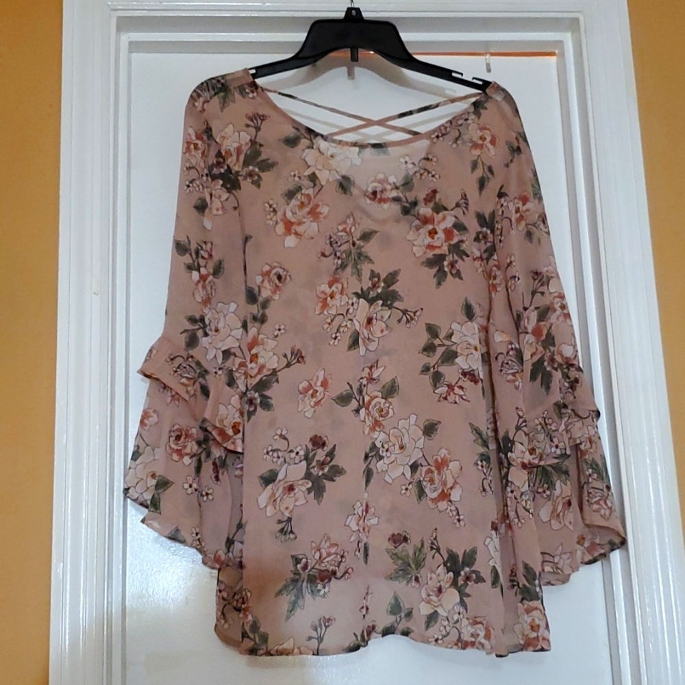 Torrid Floral Blouse size 1